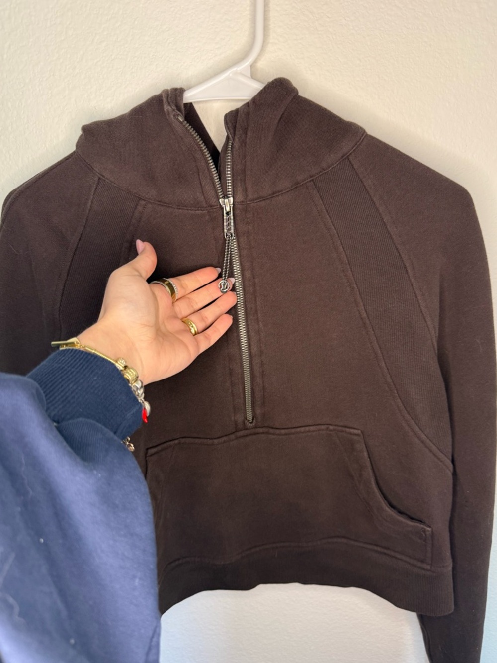 Lululemon Cropped Half-Zip Hooded Scuba Espresso XS/S - Picture 2 of 5